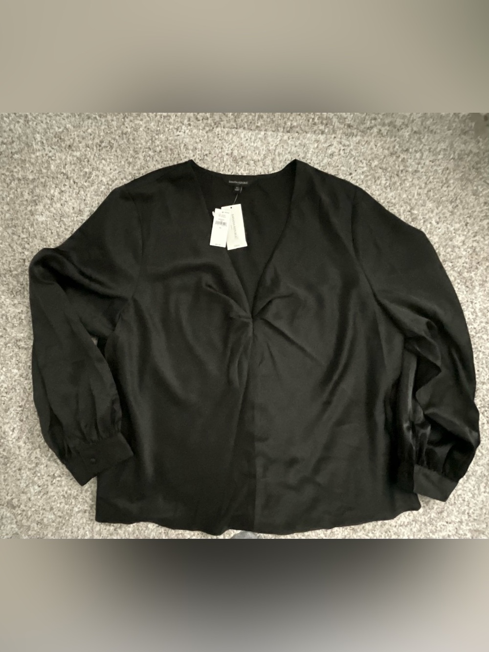 NWT Banana Republic Black Twist-Detail Blouse